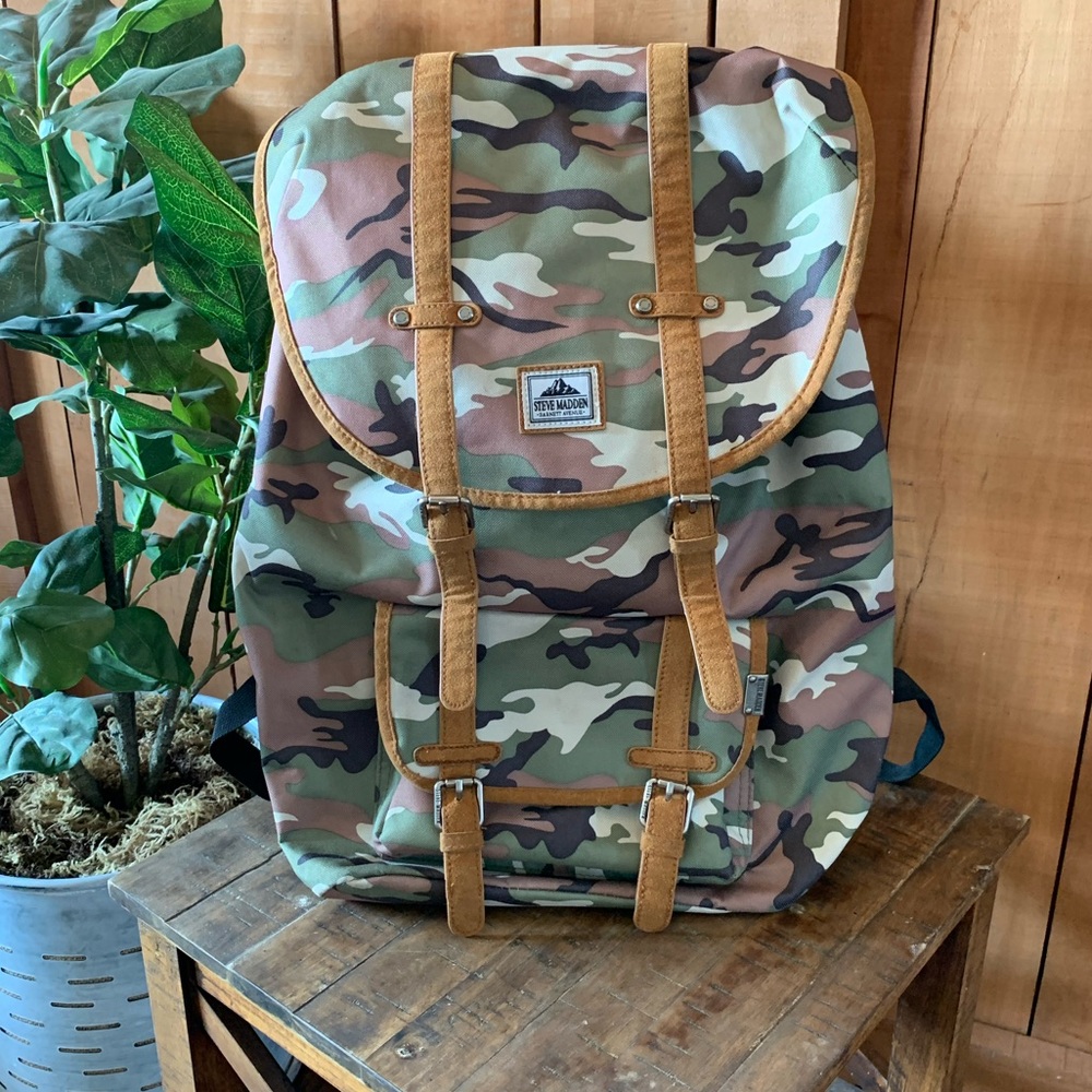 Steve Madden Barnett Avenue Camouflage Backpack